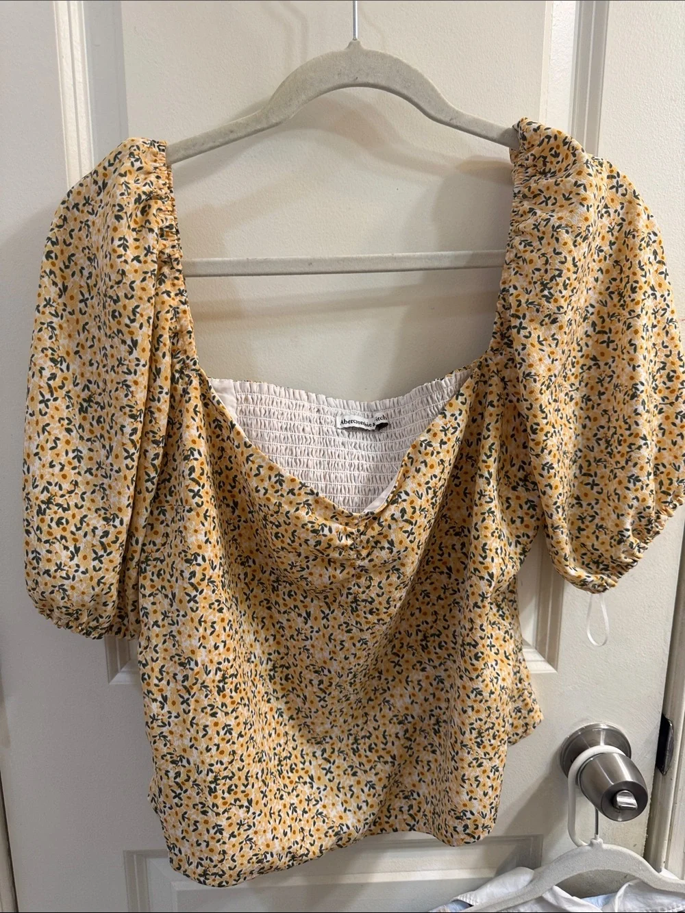 Abercrombie & Fitch Yellow Floral Puff-Sleeve Peasant Top